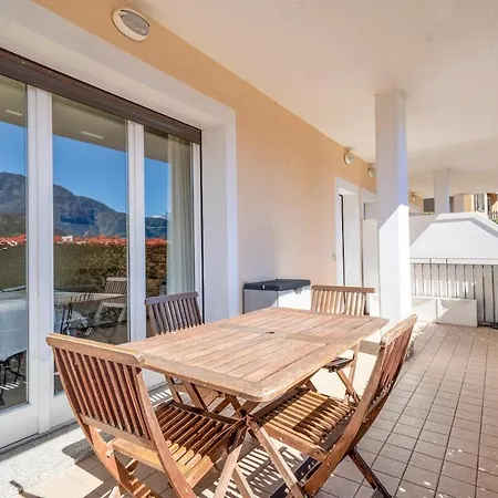 In 2 Bedrooms Parking Space Pool Pedestrian Area *